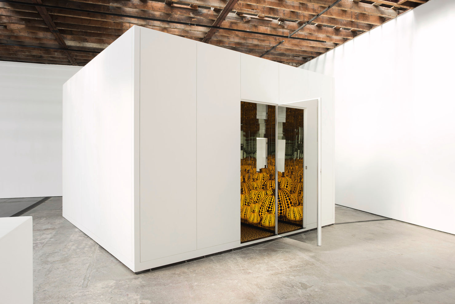 Installation view of Yayoi Kusama Infinity Mirrors at the Hirshhorn Museum